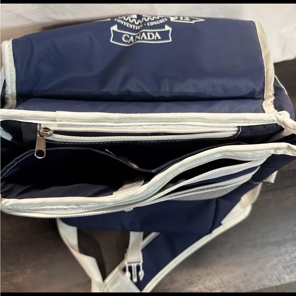 International Association of Machinists and Aerospace Workers Messenger / PC Bag - Picture 5 of 5